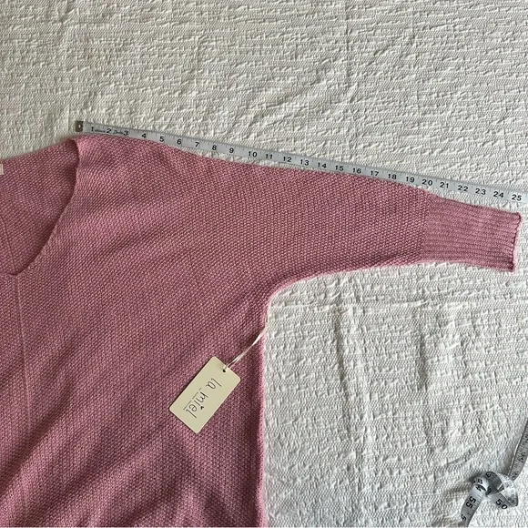 Pink Sweater‎ - Lightweight - Picture 9 of 11